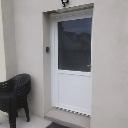 Entier 9 Personnes Apartment Jaux